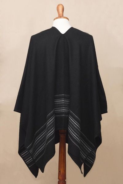 Alternate image for Artisan Crafted V-neck Alpaca Blend Poncho for Men Black Nazca
