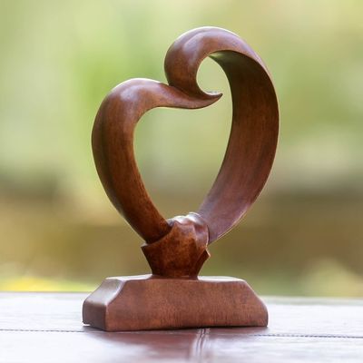 Alternate image for Romantic Wood Sculpture Heart Bond