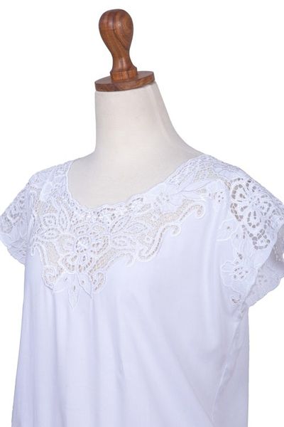 Alternate image for Floral Embroidered Rayon Blouse in White from Bali White Kusuma
