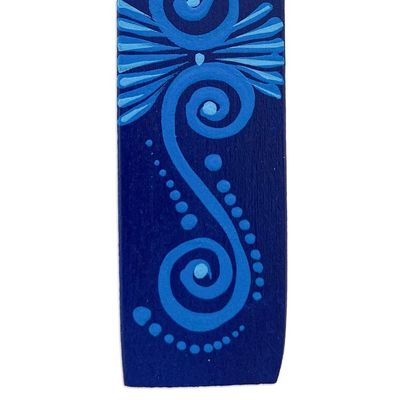 Alternate image for Hand Painted Green Turtle on Copal Wood Bookmark from Mexico Reading Turtle