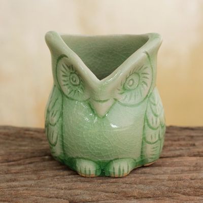 Alternate image for Handcrafted Green Thai Celadon Bird Theme Pot Happy Green Owl