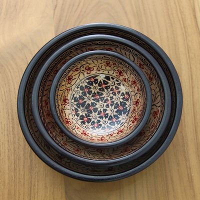Alternate image for Handmade Indonesian Batik Decorative Bowls Set of 3 Jasmine Bud