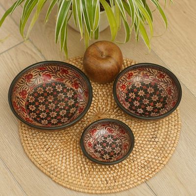 Alternate image for Handmade Indonesian Batik Decorative Bowls Set of 3 Jasmine Bud