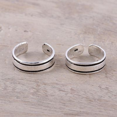 Alternate image for Sterling Silver Adjustable Striped Pair of Toe Rings Divine Minimalism