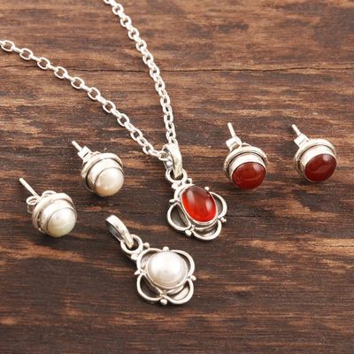 Alternate image for Hand Crafted Carnelian and Cultured Pearl Jewelry Set Gorgeous Harmony