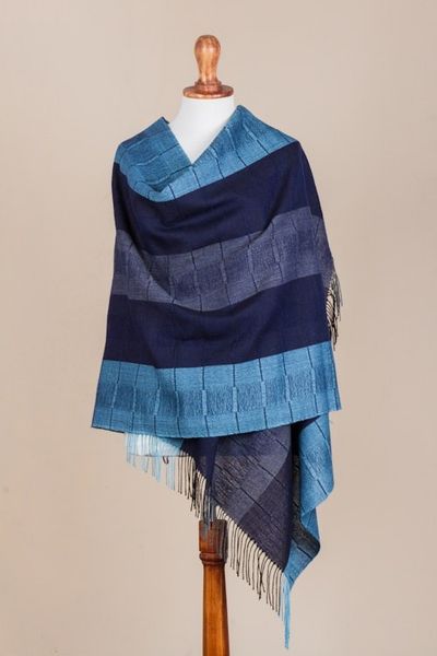 Alternate image for Alpaca Wool Patterned Shawl Huancayo Blues
