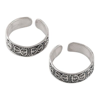 Alternate image for Pair of Polished and Oxidized Butterfly Toe Rings from India Butterfly Joy