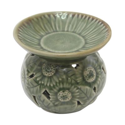 Alternate image for Sunflower Motif Green Ceramic Oil Warmer Fragrant Sunflower