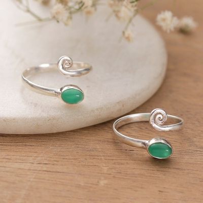 Alternate image for Windy Polished Sterling Silver and Green Onyx Toe Ring Pair New Curls