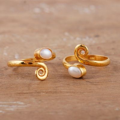 Alternate image for 22k Gold-Plated Spiral Toe Rings with Cream Pearls Pair Paradise Flair