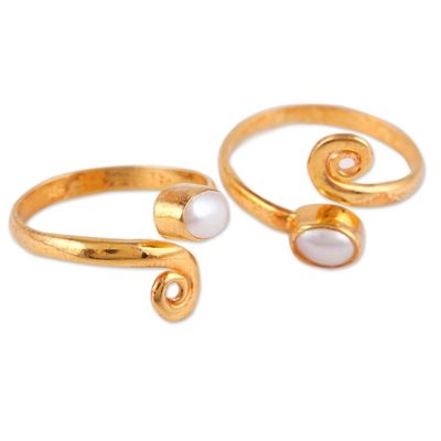 Alternate image for 22k Gold-Plated Spiral Toe Rings with Cream Pearls Pair Paradise Flair