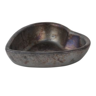 Alternate image for Pair of Handcrafted Heart-Shaped Black Ceramic Bowls Heart Saga