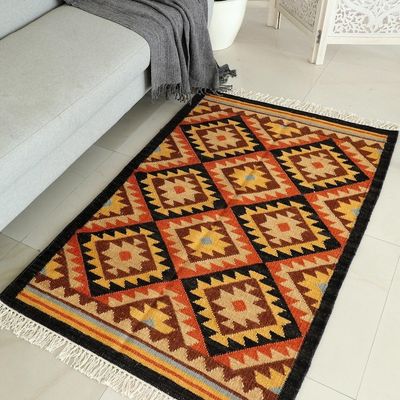 Alternate image for Indian Wool Area Rug with Geometric Motif 3 x 5 Grain of Truth