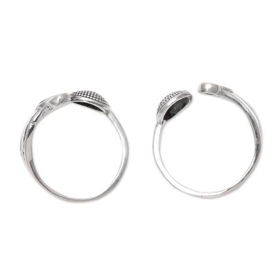 Alternate image for Circle Pattern Sterling Silver Toe Rings from India Pair Gleaming Fireworks