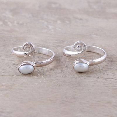 Alternate image for Cultured Pearl Toe Rings Crafted in India Glowing Flair