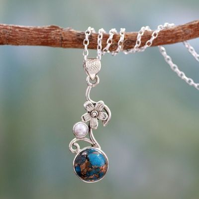 Main image for Cultured pearl flower necklace Unique