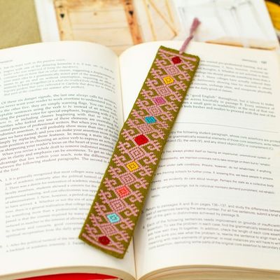 Alternate image for Diamond-Patterned Olive Green and Mauve Cotton Bookmark Tale of Heritage