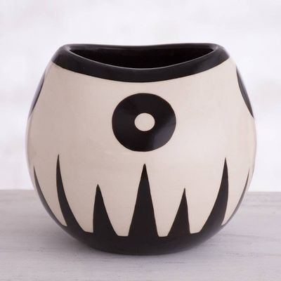 Alternate image for Handmade Chulucanas Ceramic Decorative Vase from Peru Chulucanas Spirit