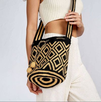 Alternate image for Luja Black