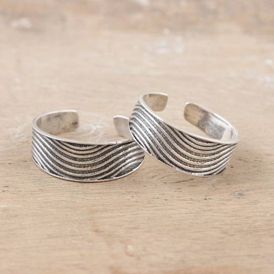 Alternate image for Set of 2 Bohemian Style Sterling Silver Toe Rings from India Wavy Style