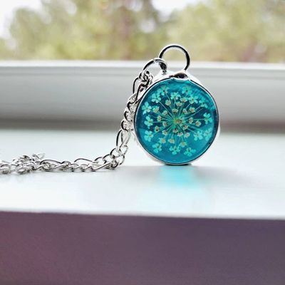 Main image for Pressed Flower Pendant Necklace for Women, Stained Glass Jewelry, Real Queen Annes Lace, Natural Flower Pendant